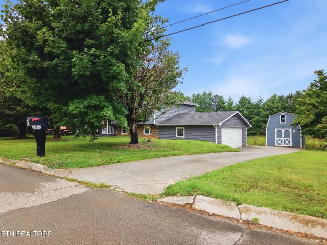 3017 Pleasant View Ave