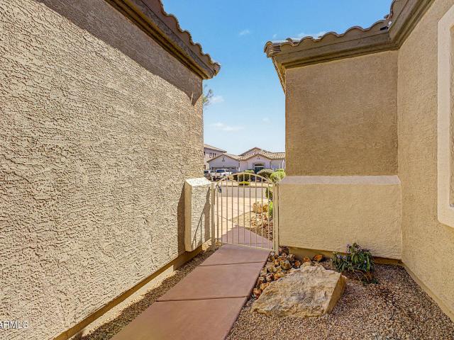 3018 w eagle claw drive