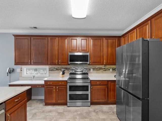 3018 Winding River Rd