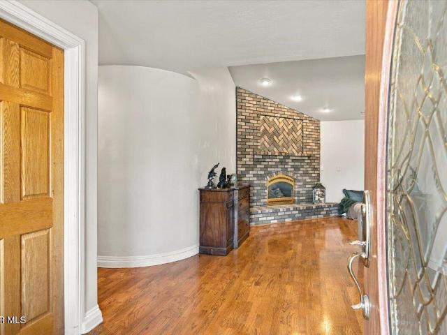 30100 Sunland Way