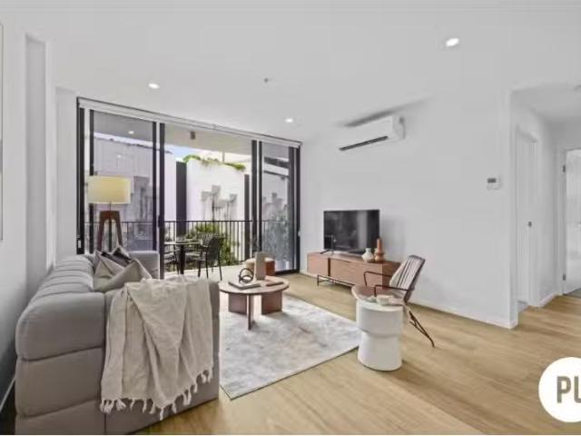 301/170 Logan Rd, Woolloongabba Apartment for rent Listed by.