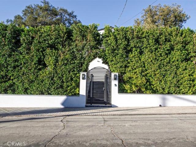 3011 Frances Avenue