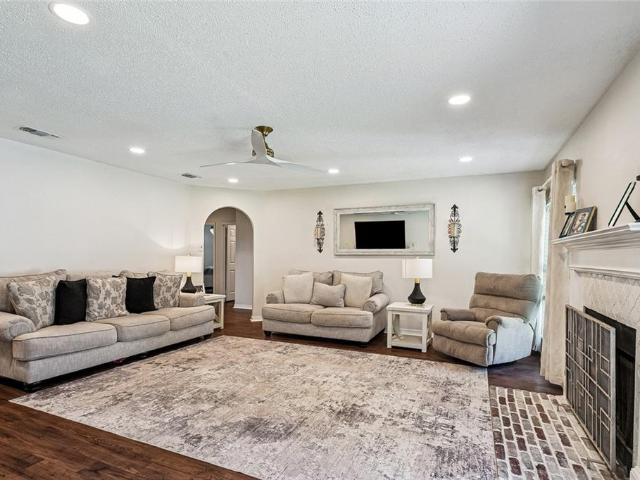 3012 E Meadow Lake Drive