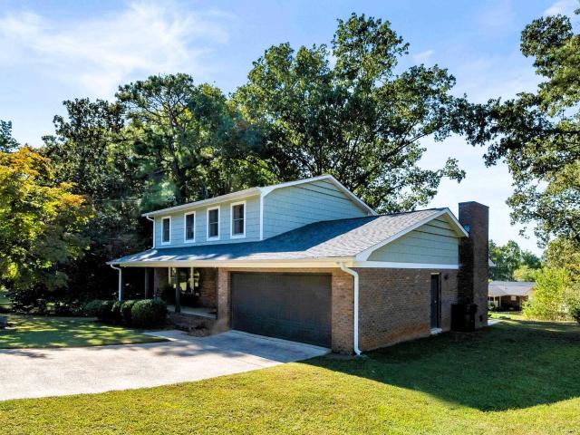 3012 Edgewood Drive