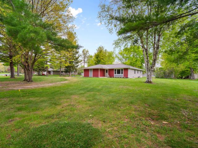 3013 El Camino Dr