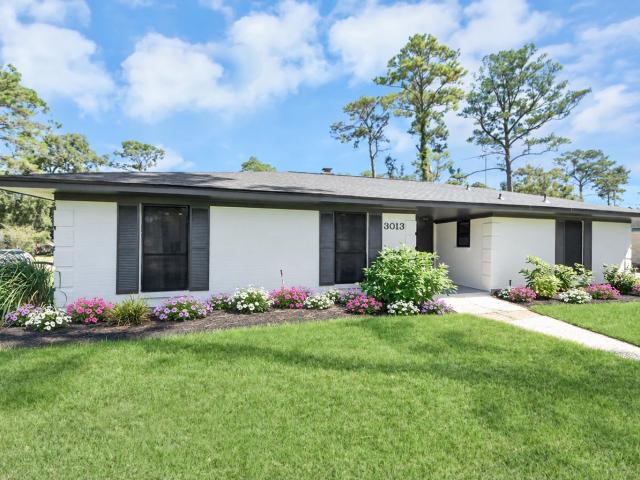 3013 Woodland Drive