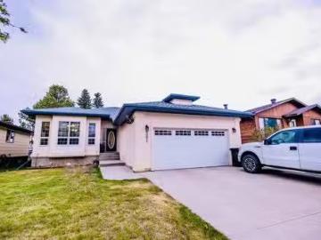 301 3 Street Ne, Slave Lake, AB, T0G 2A2 house for sale Lis.