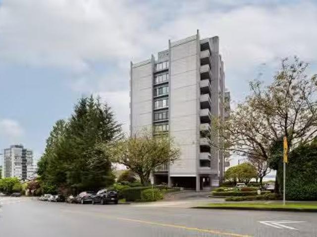 301 1930 Bellevue Avenue, West Vancouver, BC, V7V 1B5 Single.