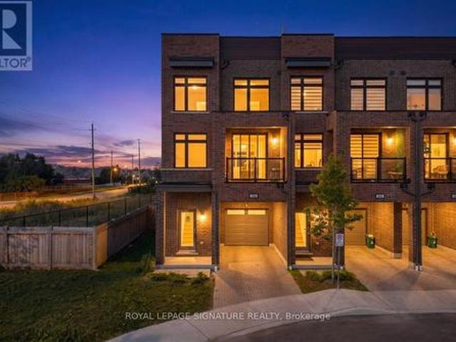 301 1 Pickering Parkway, Pickering, ON, L1V 0H2 townhouse for sale | Listing ID E13668 | Royal LePage