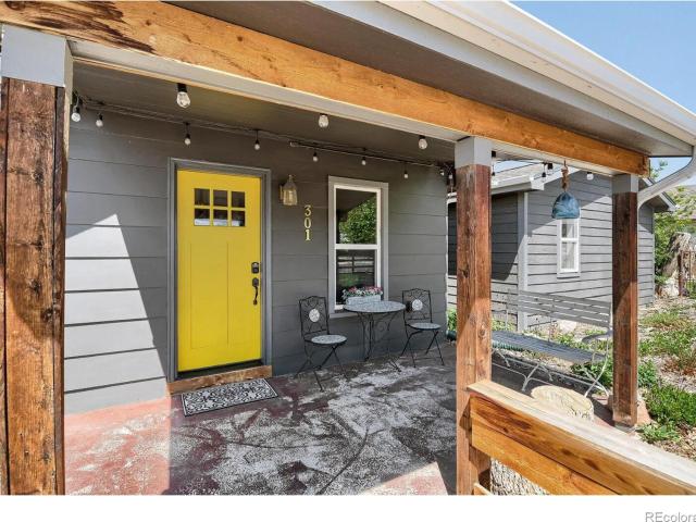 301 4th Street