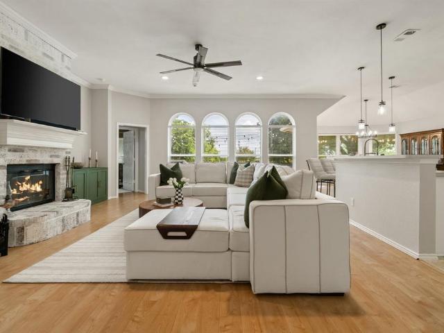 301 Carriage Lane