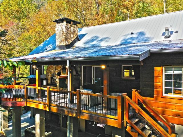 301 Cedar Creek Drive