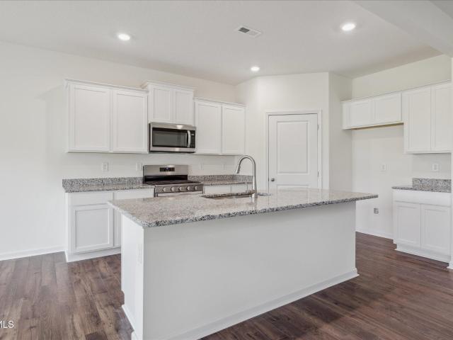 301 Chimney View Loop
