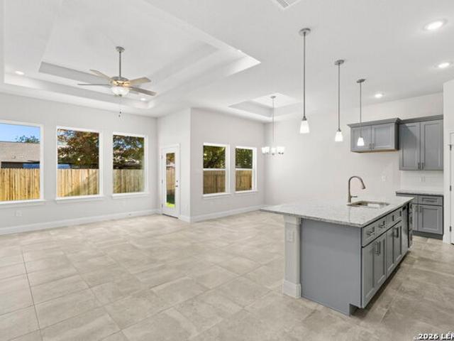 301 Club View E
