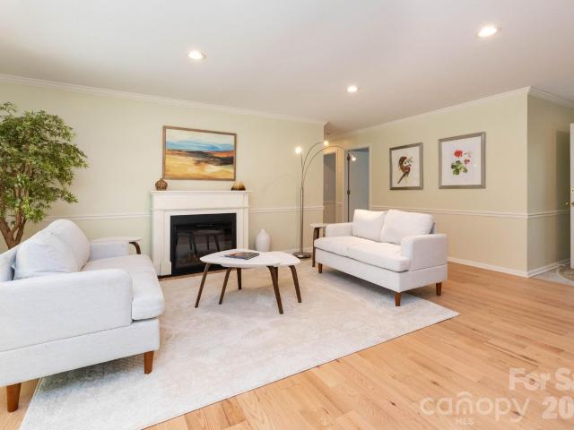 301 Crowfields Drive
