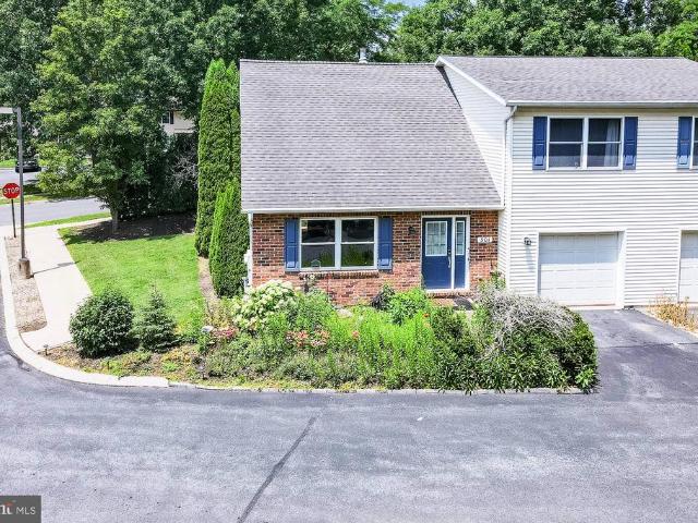 301 Amblewood Way