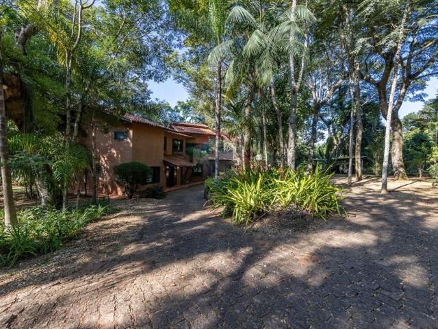 301 Área Útil Casa de Condomínio Alugar, 4 Dormitórios localizado em Jardim Botânico Sousas, Campinas, São Paulo, 13106 280 | Brasil