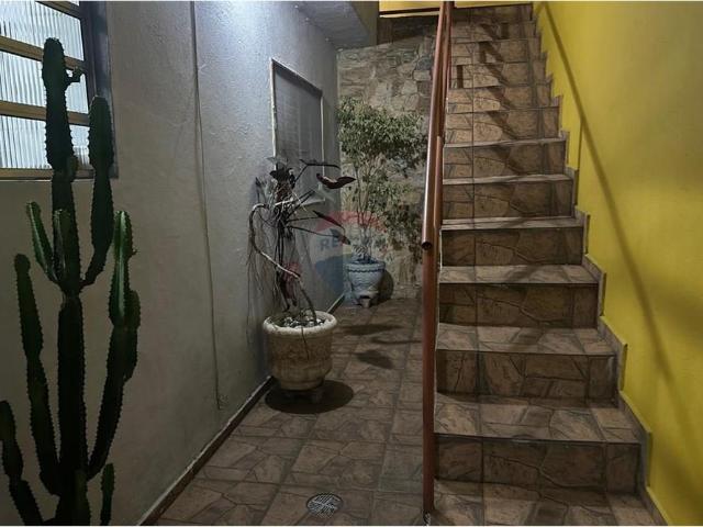 301 Área Útil Sobrado Alugar, 3 Dormitórios localizado em Parque das Américas, Mauá, São Paulo, 09350618 | Brasil