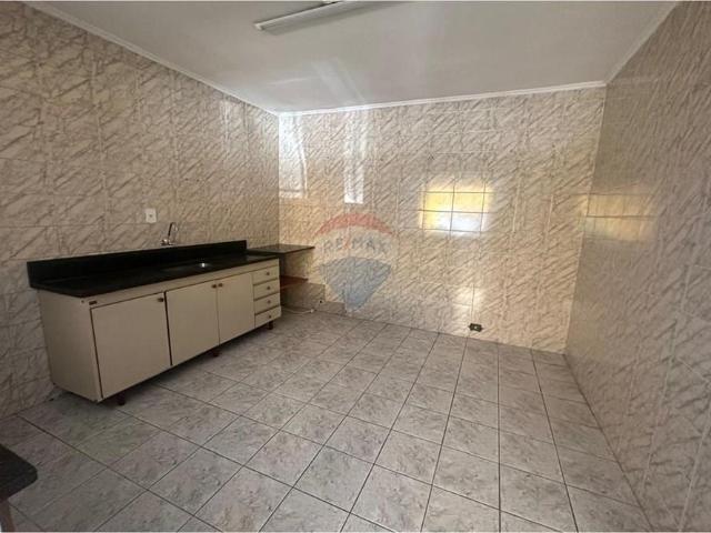 301 Área Útil Sobrado Alugar, 3 Dormitórios localizado em Parque das Américas, Mauá, São Paulo, 09350618 | Brasil