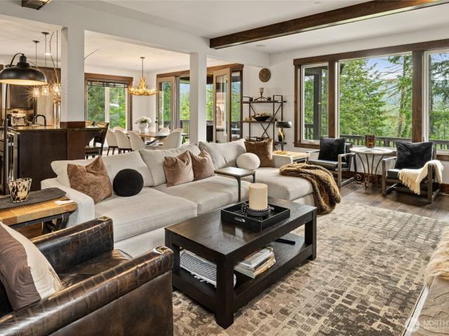 301 Black Nugget Lane