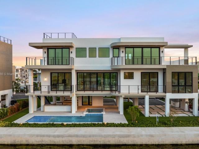 301 Buttonwood Cir #A, Key Largo, US, FL