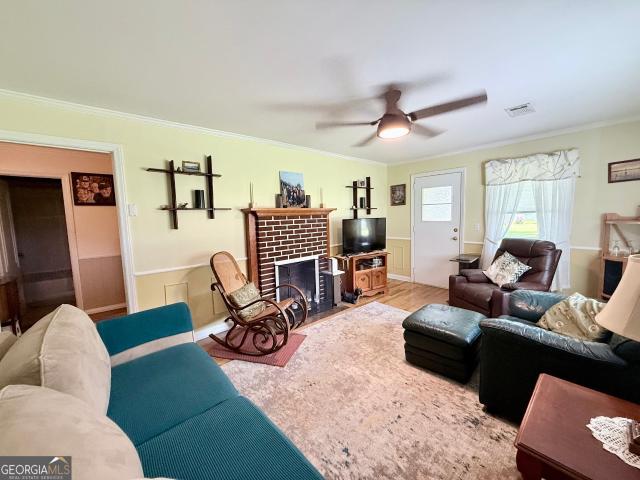 301 E Willow Lake Drive