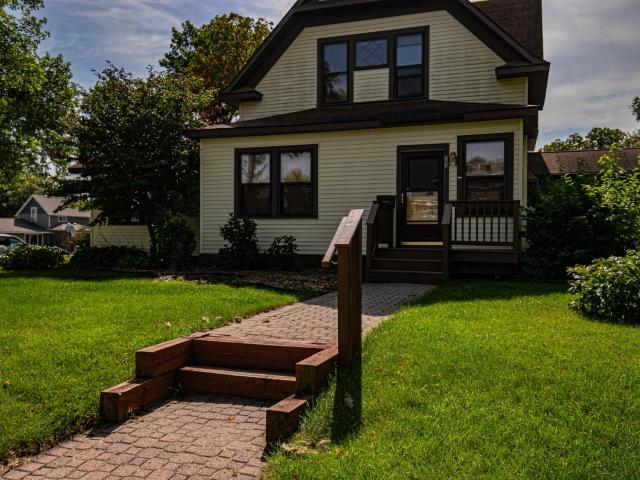 301 E Depue Avenue