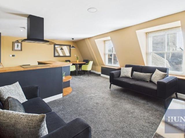 301 Friary House, Southgate Street GL1, 2 bed flat to rent, £1,395 pcm | PrimeLocation