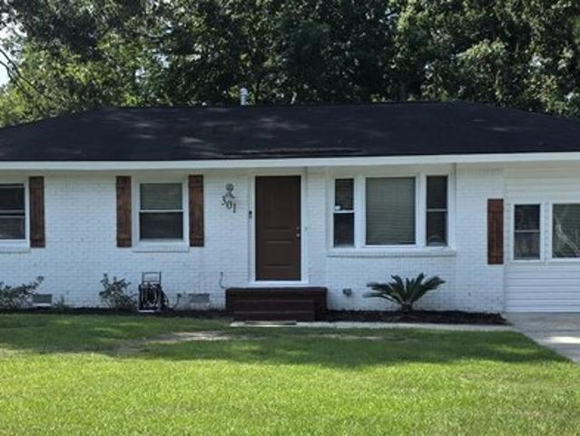 301 Laurel Ave, Goose Creek, SC 29445