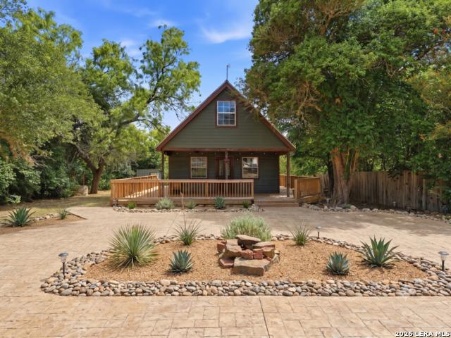 301 Madrona Ln