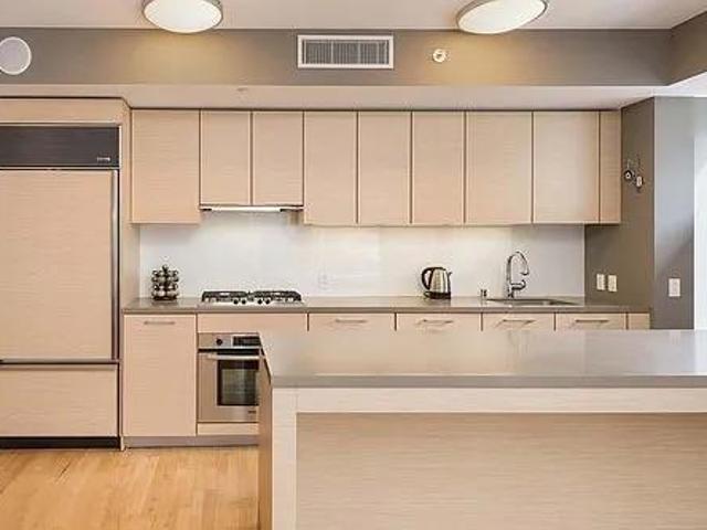 301 Mission Street 3A