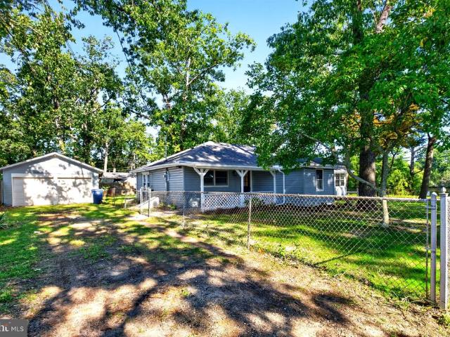 301 N Lakeshore Drive N