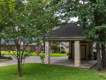 301 Northshore