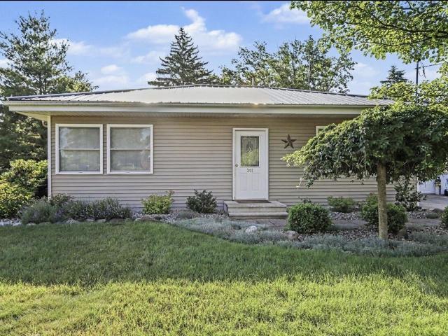 301 Pepperidge Lane