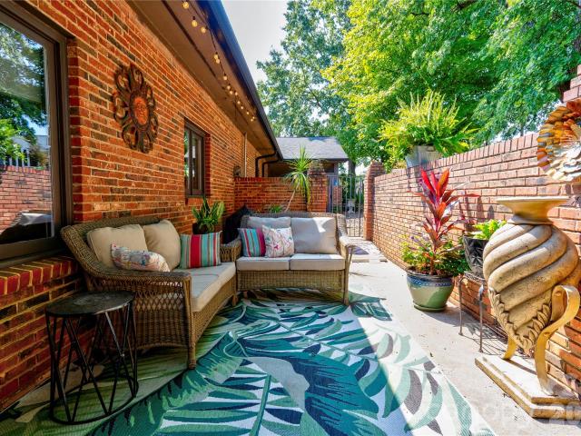 301 Pinkney Street # 1