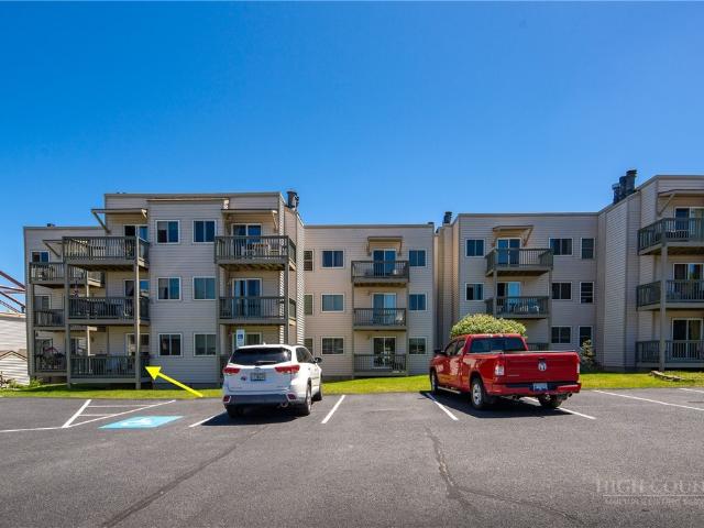 301 Pinnacle Inn Road 1110