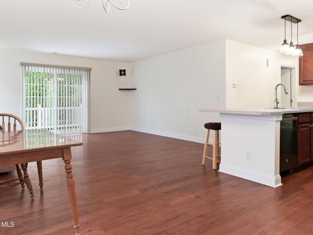 301 Royale Court