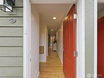 301 W Raye St, Unit 201, Seattle, WA 98119 | MLS #2494