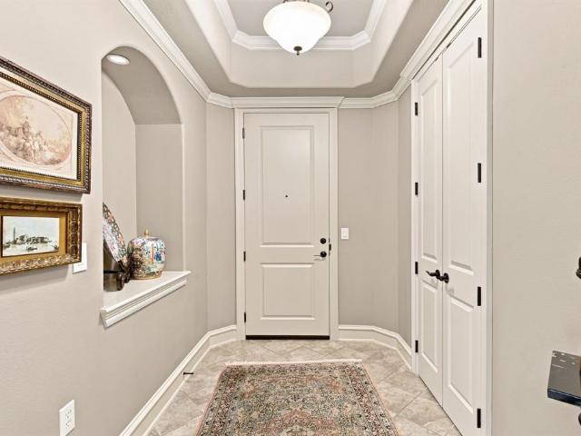301 Watermere Drive # 320