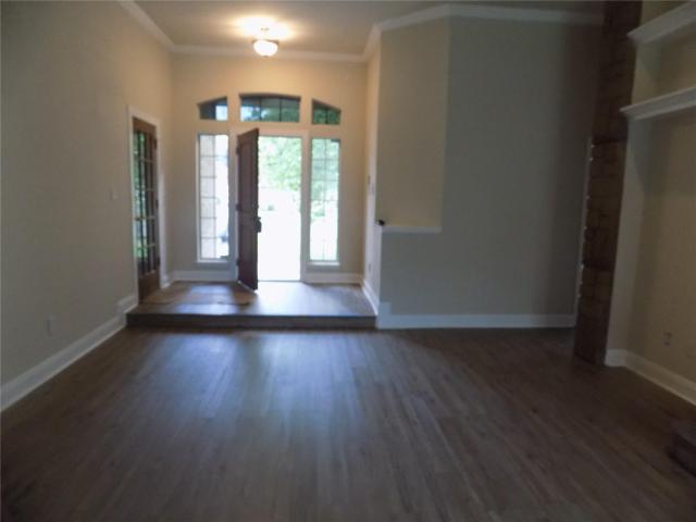 301 thunderbay dr