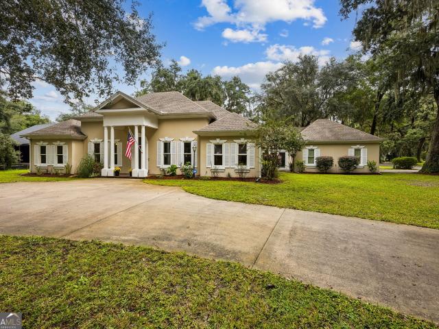 301 Trimaran Drive