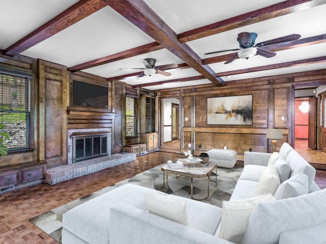 301 Valley Club Circle