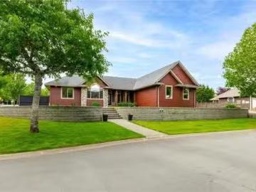 301 Virginia Pl, Campbell River, BC, V9W 8H5 house for sale.