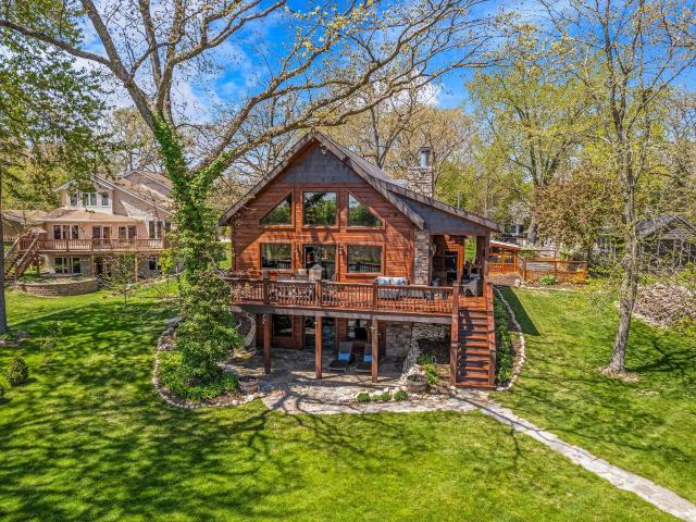 3024 Nagawicka Ave, Delafield, WI 53018 | MLS #1963