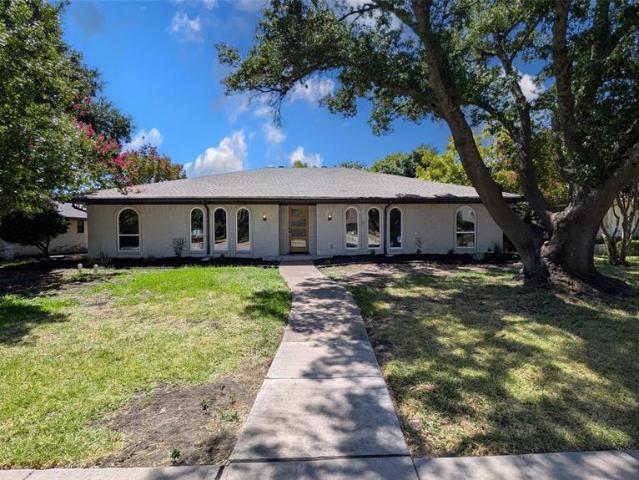 3024 Creekbend Drive