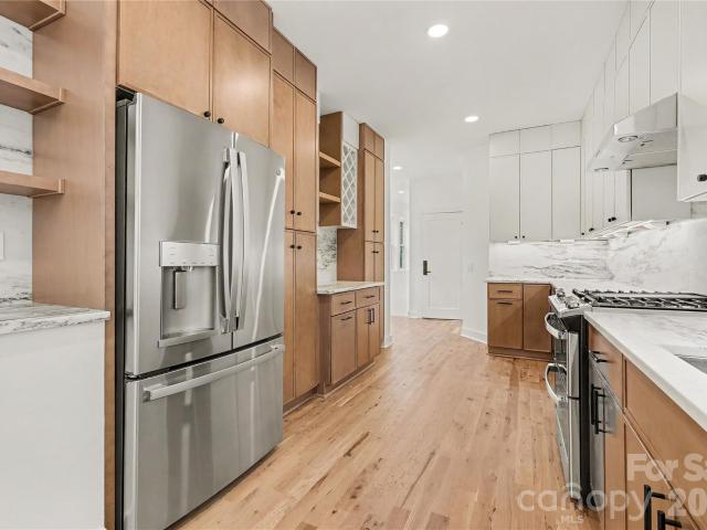 3024 Walter Street