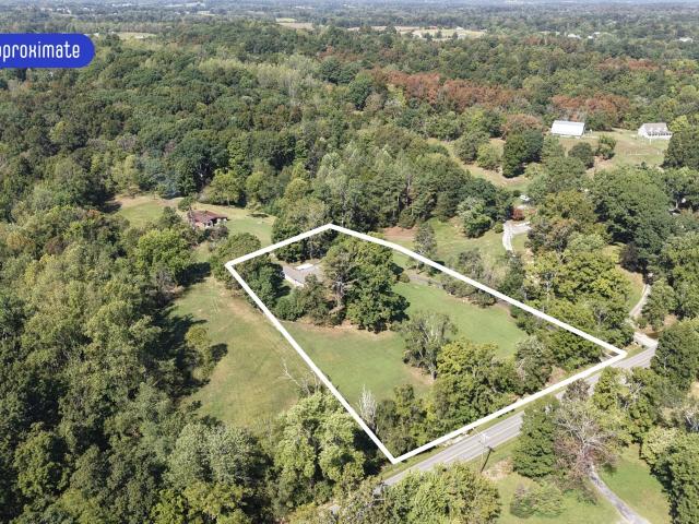 3025 Old Highway 31 E