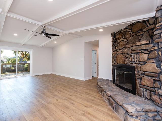 3025 Razorback Road
