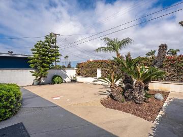 3026 Poinsettia Dr