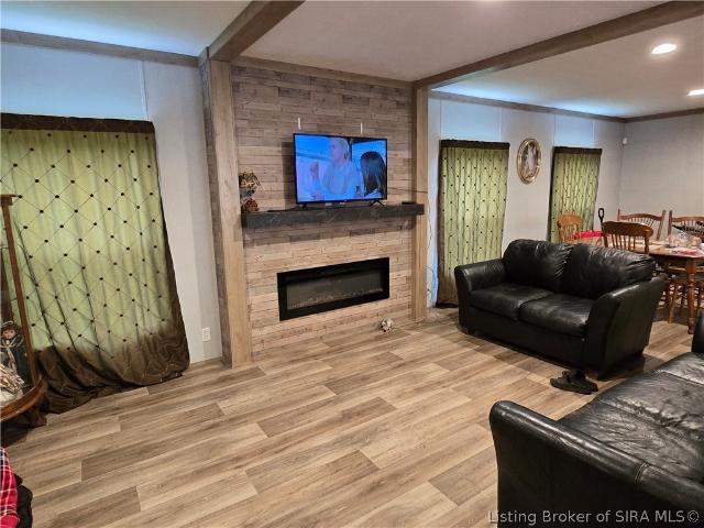 3028 S Middle Fork Lane